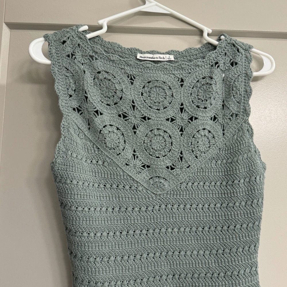 Abercrombie & fitch mosaic tile crochet bodysuit